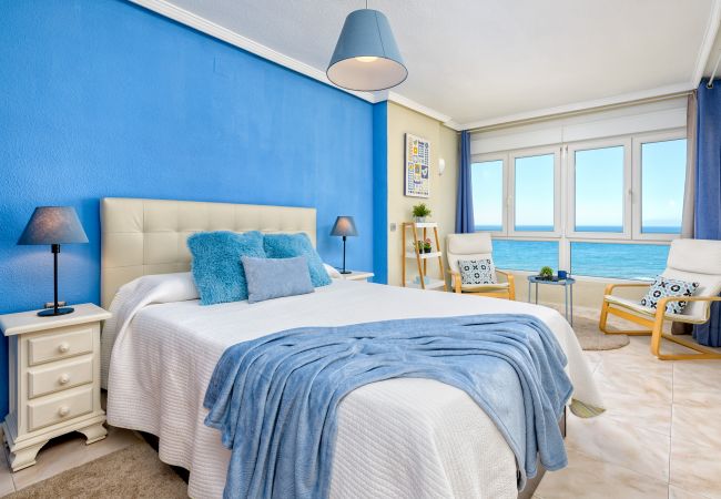Apartamento en Torrox Costa - WintowinRentals Vistas Espectaculares, Atico, 1 ºLínea de Playa en Torrox