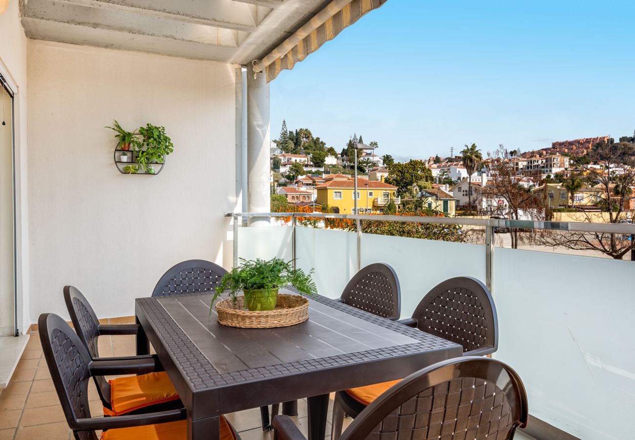 Apartamento en Rincón de la Victoria - WintowinRentals Ubicación Perfecta, Playa, Piscina y Parking.