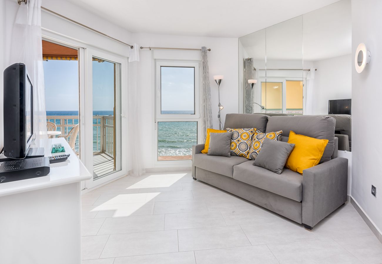 Apartamento en Fuengirola - WintowinRentals Relax & Vista al Mar Frontal.