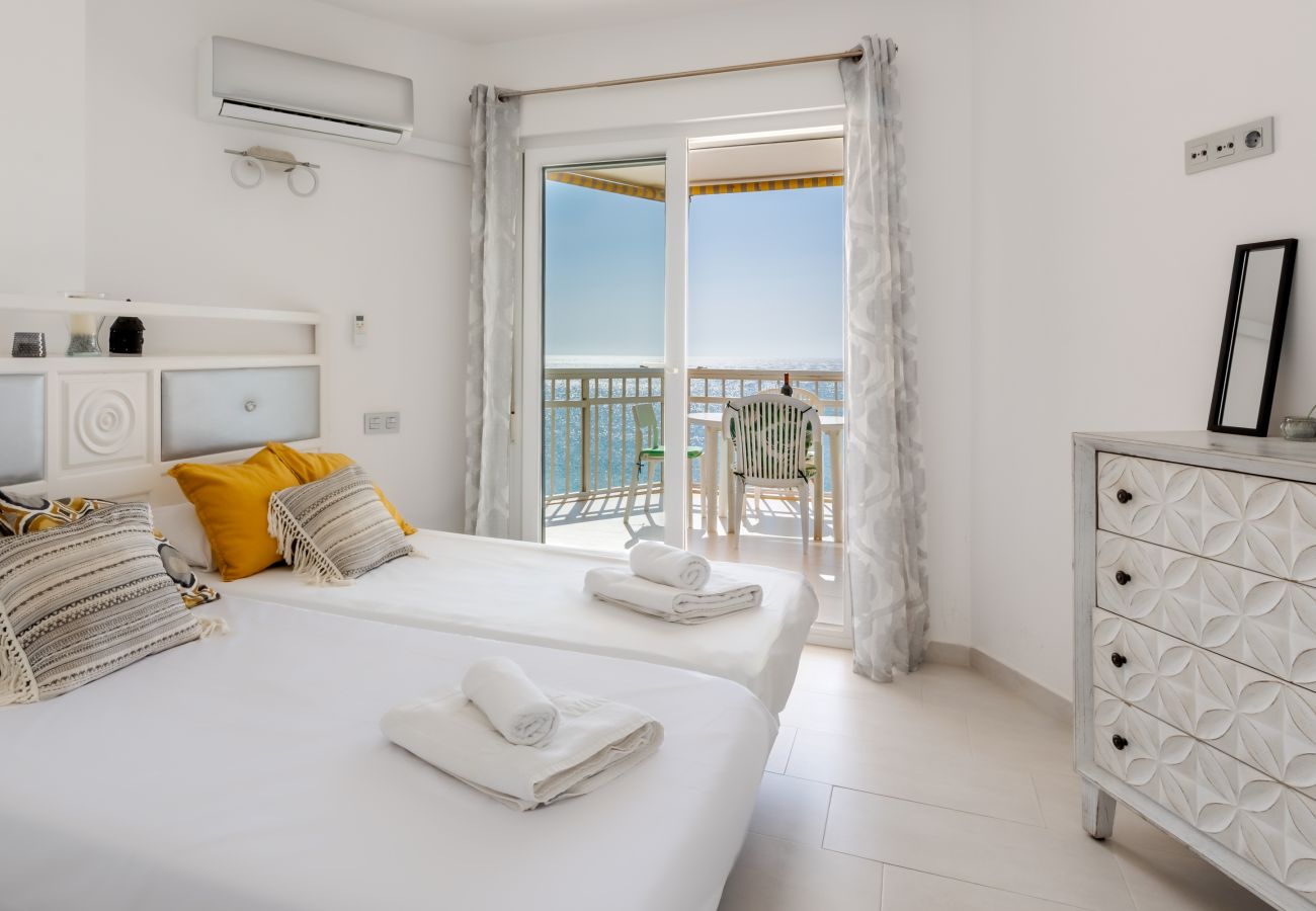Apartamento en Fuengirola - WintowinRentals Relax & Vista al Mar Frontal.
