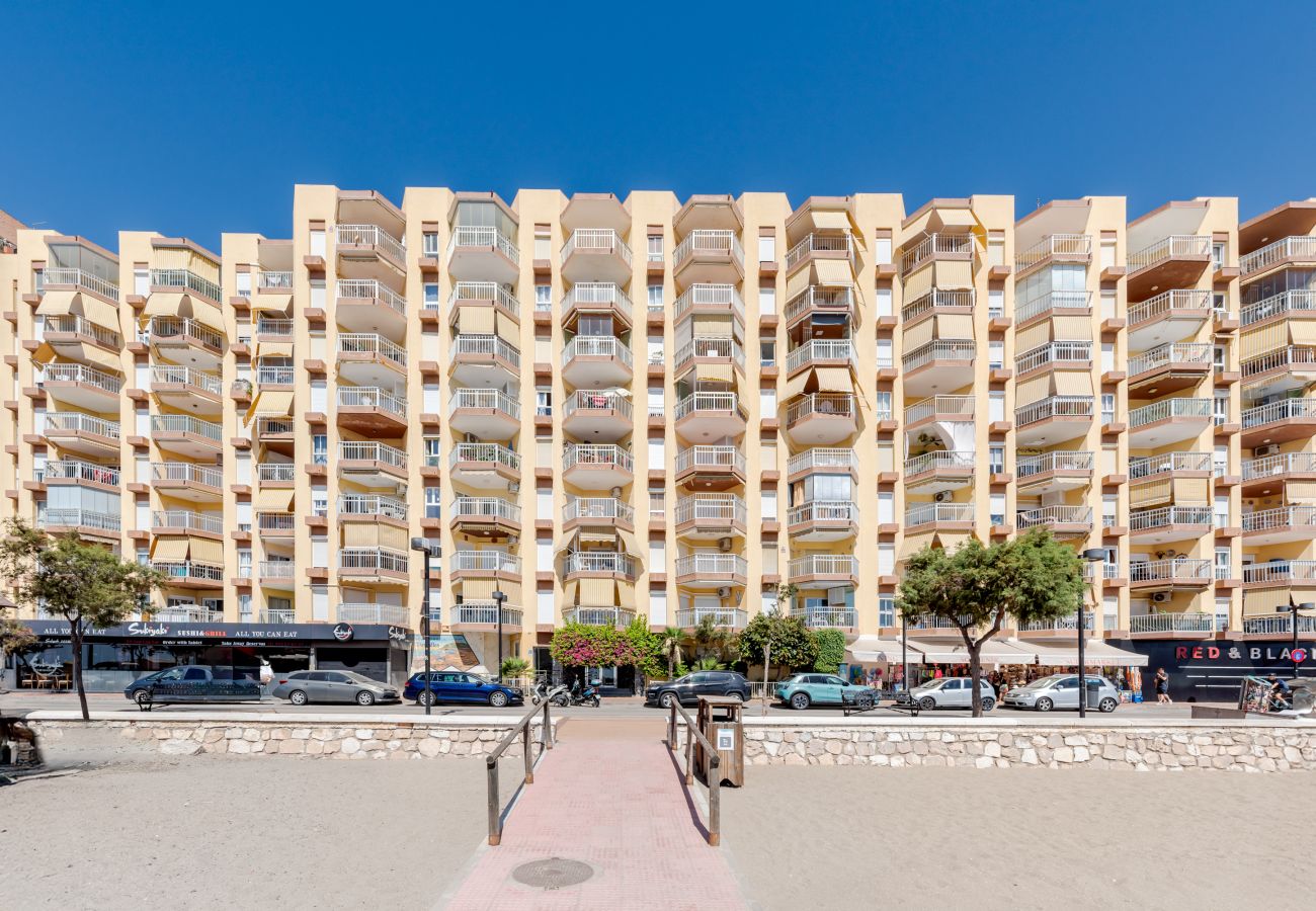 Apartamento en Fuengirola - WintowinRentals Relax & Vista al Mar Frontal.