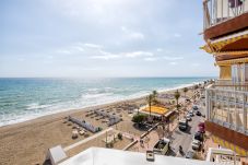 Apartamento en Fuengirola - WintowinRentals Relax & Vista al Mar Frontal.