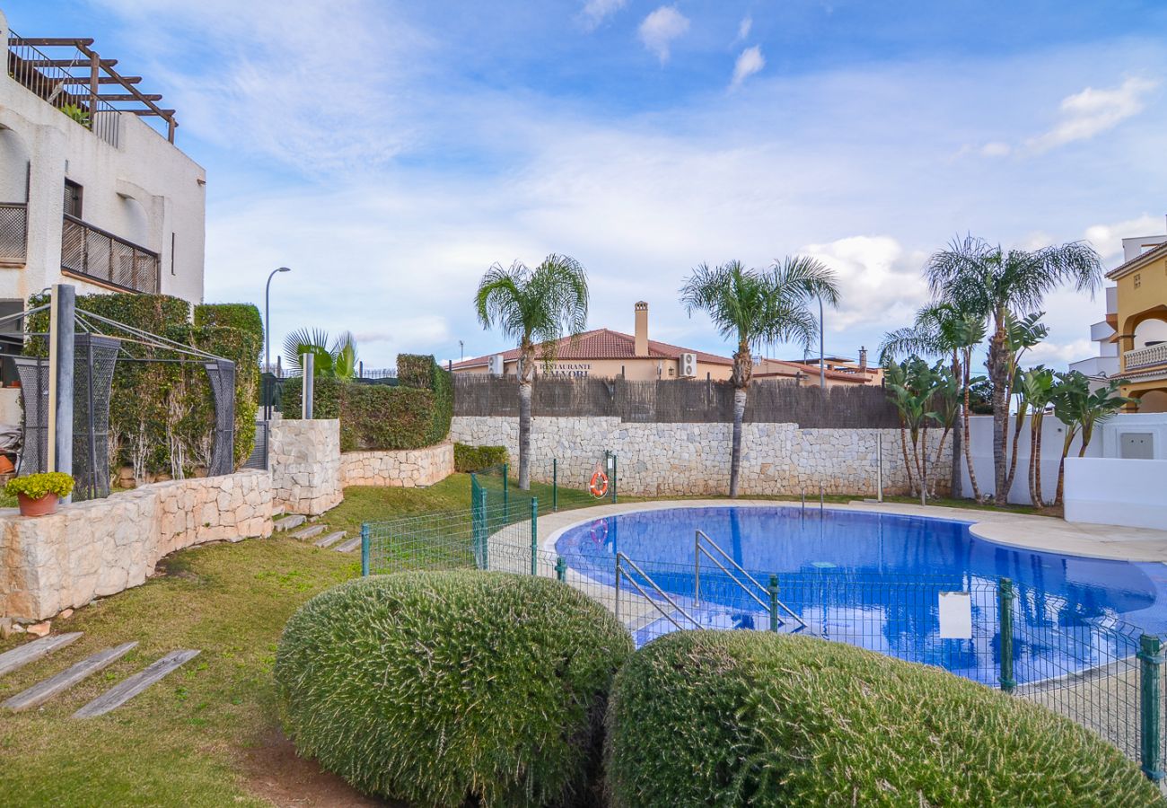 Casa adosada en Rincón de la Victoria - WintowinRentals Adosado, Solárium & Piscina.