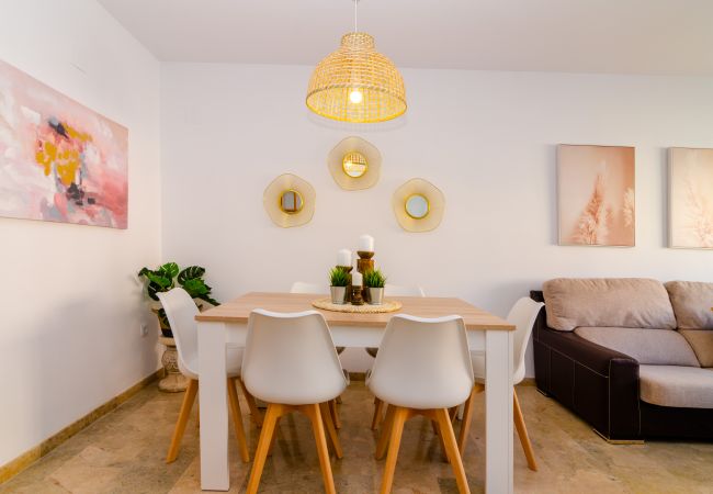 Apartamento en Málaga - WintowinRentals Teatinos, Málaga, Metro & Parking. Apartamento en Málaga - WintowinRentals Teatinos, Málaga, Metro & Parking.