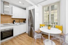 Apartamento en Málaga - WintowinRentals Centro Histórico & Parking Gratis