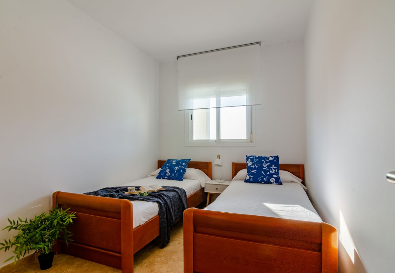 Apartamento en Rincón de la Victoria - WintowinRentals Ubicación perfecta y vista al mar. 