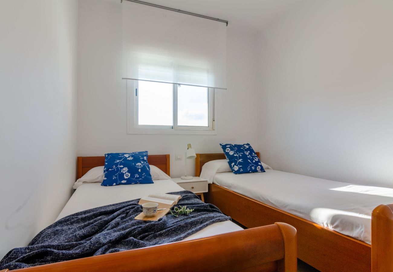 Apartamento en Rincón de la Victoria - WintowinRentals Ubicación perfecta y vista al mar. 