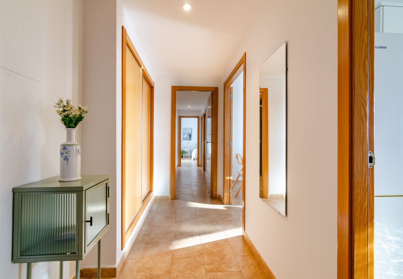 Apartamento en Rincón de la Victoria - WintowinRentals Ubicación perfecta y vista al mar. 