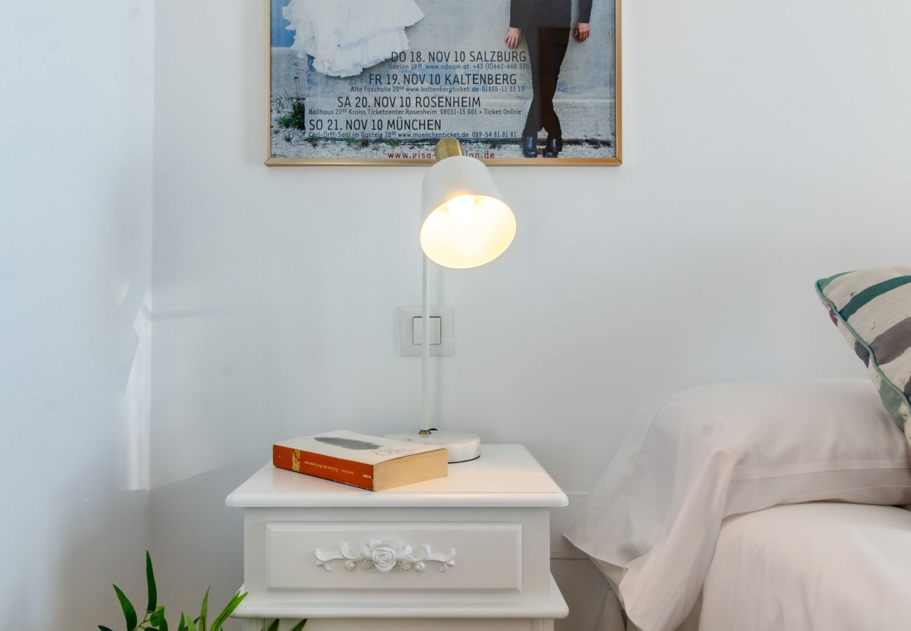 Apartamento en Rincón de la Victoria - WintowinRentals Ubicación perfecta y vista al mar. 