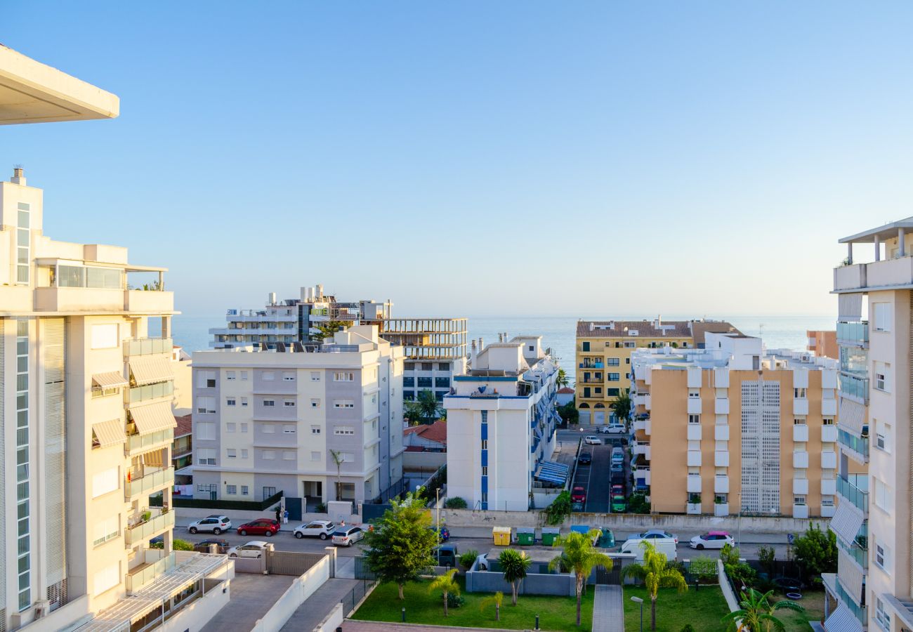 Apartamento en Rincón de la Victoria - WintowinRentals Ubicación perfecta y vista al mar. 