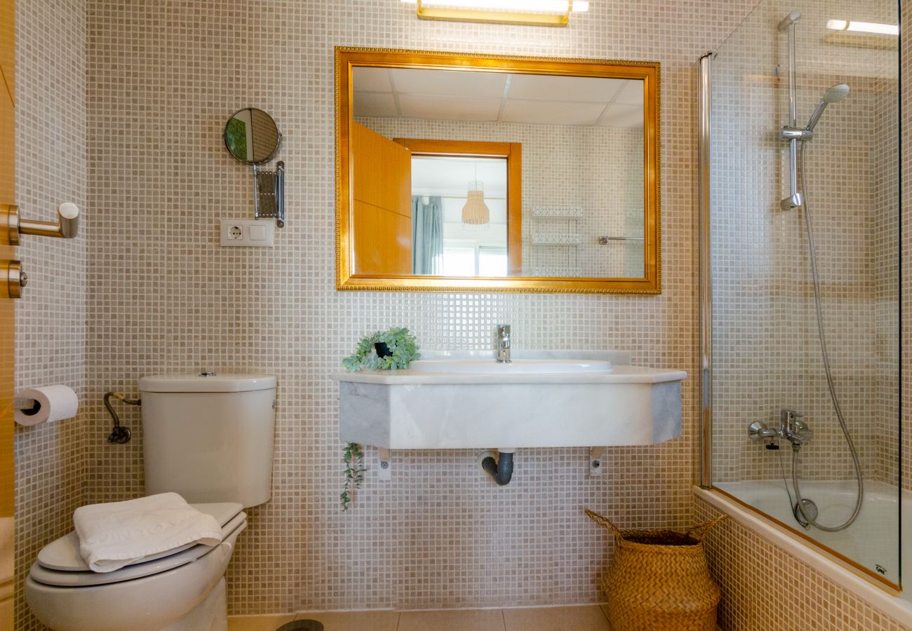 Apartamento en Rincón de la Victoria - WintowinRentals Ubicación perfecta y vista al mar. 