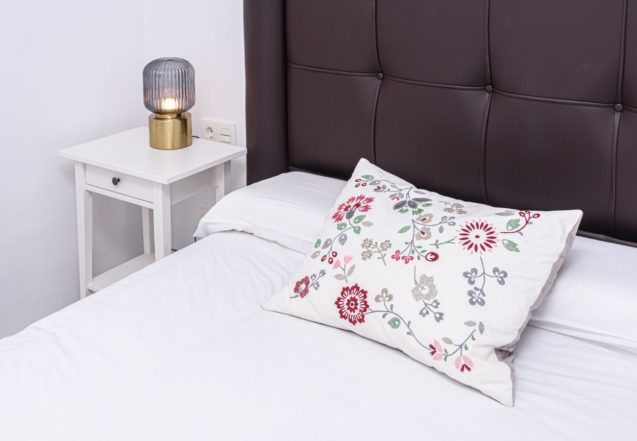 Apartamento en Málaga - WintowinRentals Centro histórico, Tranquilo, Cómodo y Renovado.