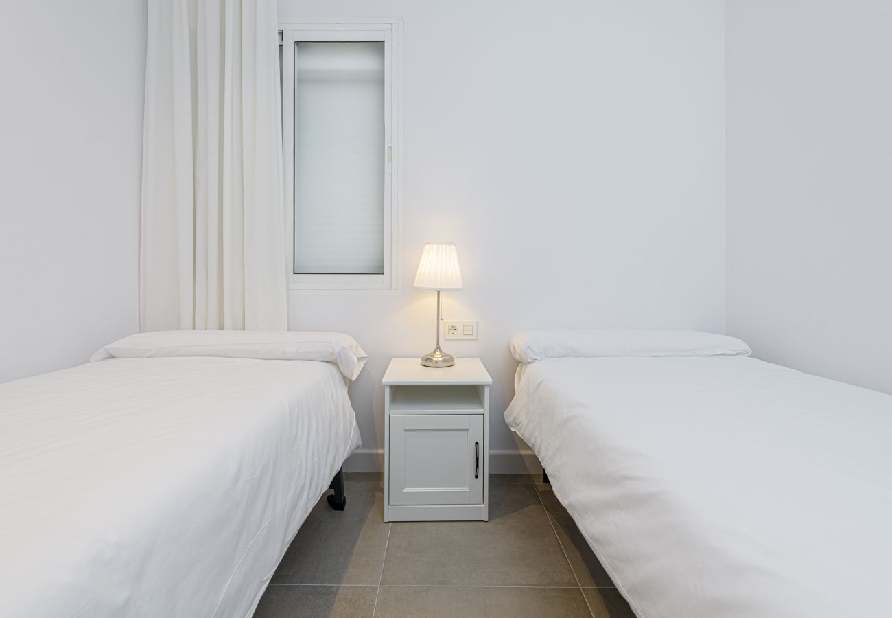 Apartamento en Málaga - WintowinRentals Centro histórico, Tranquilo, Cómodo y Renovado.