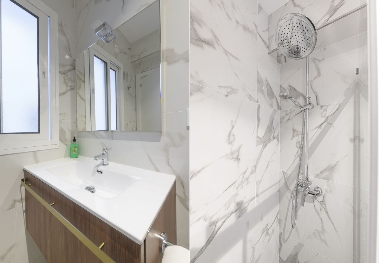 Apartamento en Málaga - WintowinRentals Centro histórico, Tranquilo, Cómodo y Renovado.