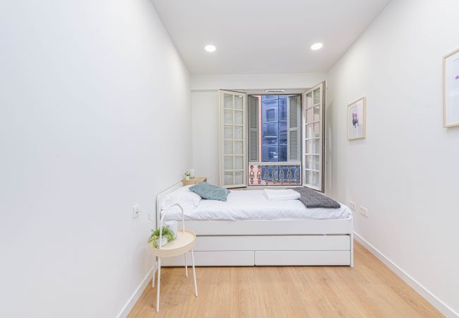 Apartamento en Málaga - WintowinRentals Plaza del Teatro Centro Histórico Málaga. Apartamento en Málaga - WintowinRentals Plaza del Teatro Centro Histórico Málaga.