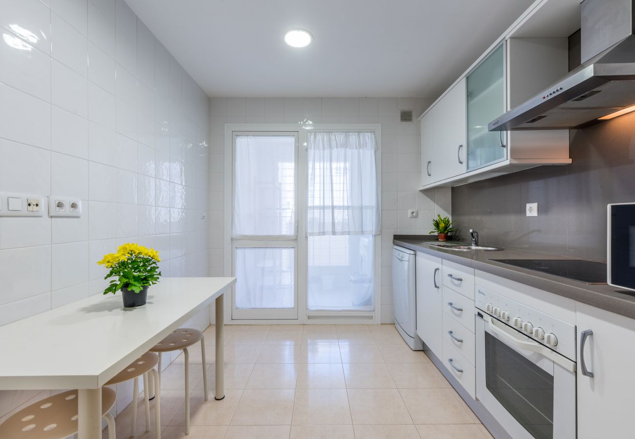 Apartamento en Rincón de la Victoria - WintowinRentals Cómoda, Cerca de la playa, Piscina