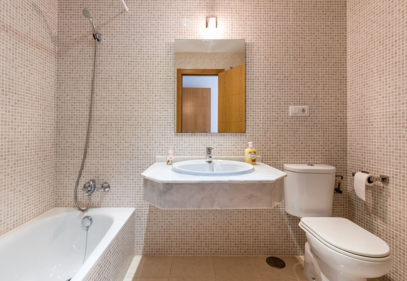 Apartamento en Rincón de la Victoria - WintowinRentals Cómoda, Cerca de la playa, Piscina