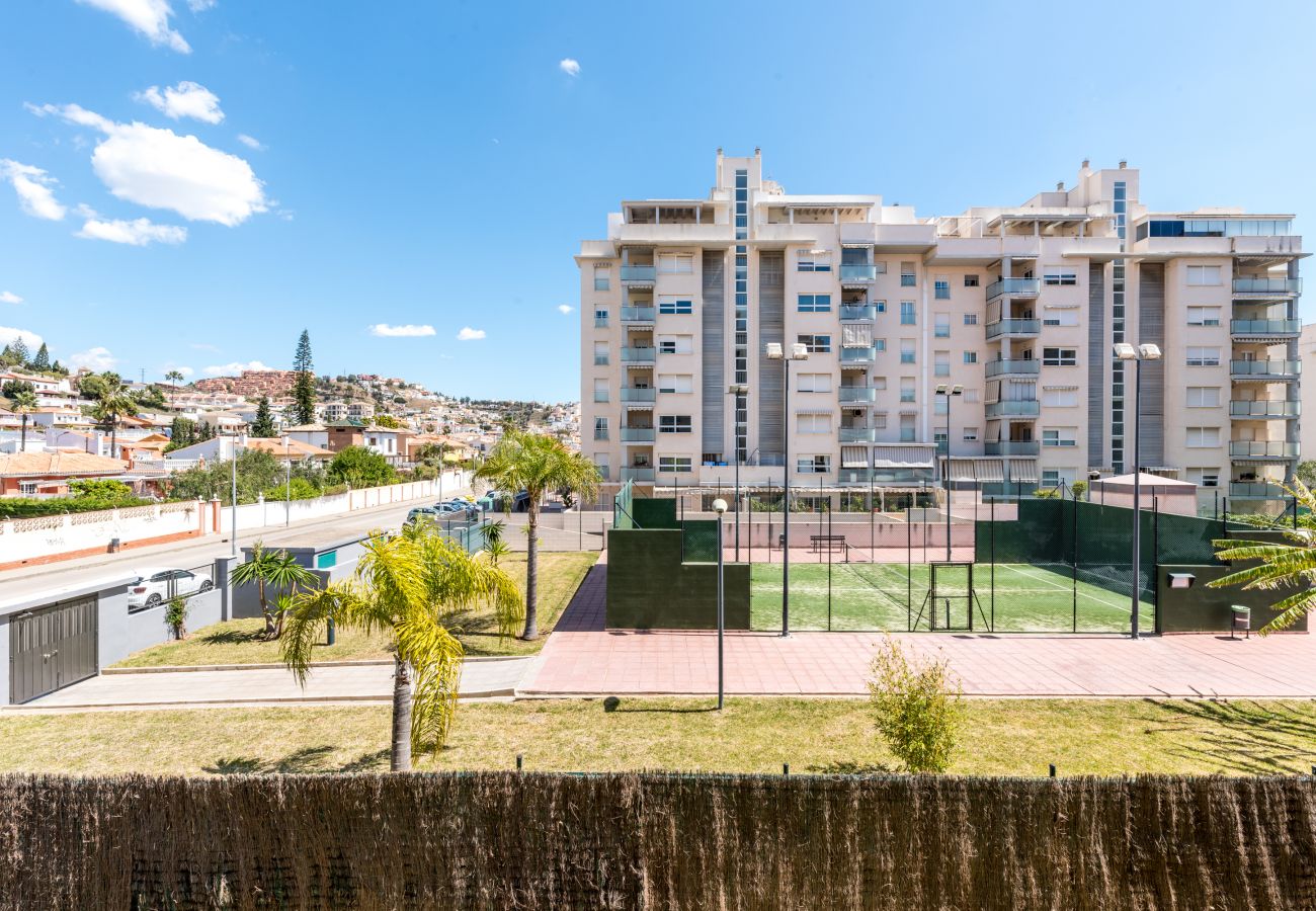 Apartamento en Rincón de la Victoria - WintowinRentals Cómoda, Cerca de la playa, Piscina