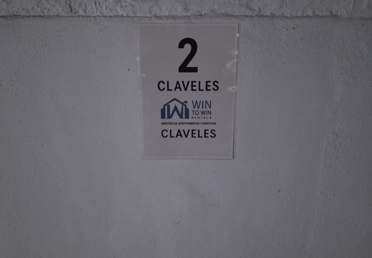 Apartamento en Málaga - WintowinRentals Fabuloso, WIFI y Parking Gratis.