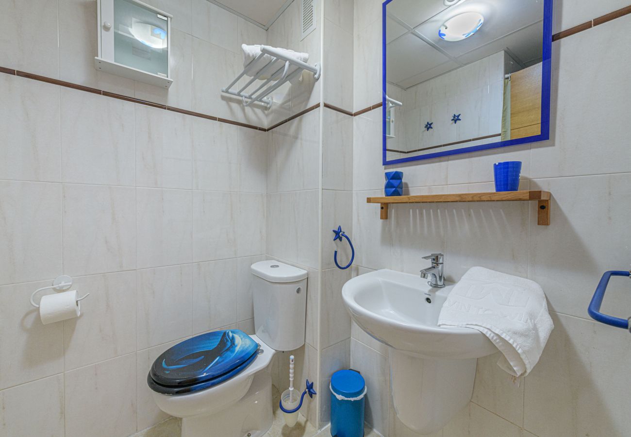 Apartamento en Rincón de la Victoria - WintowinRentals 2ª línea de playa, Parking, Piscina