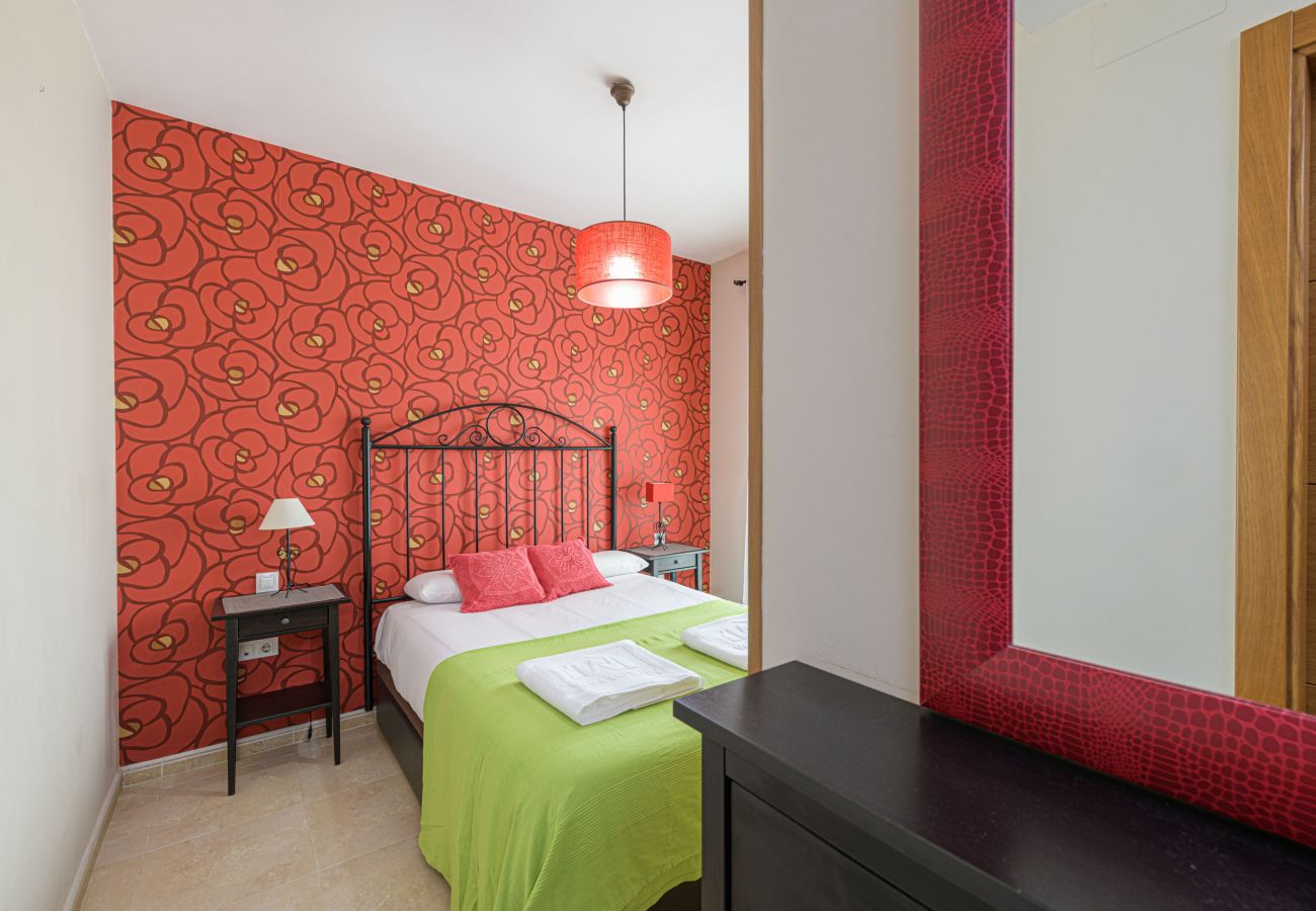 Apartamento en Rincón de la Victoria - WintowinRentals 2ª línea de playa, Parking, Piscina