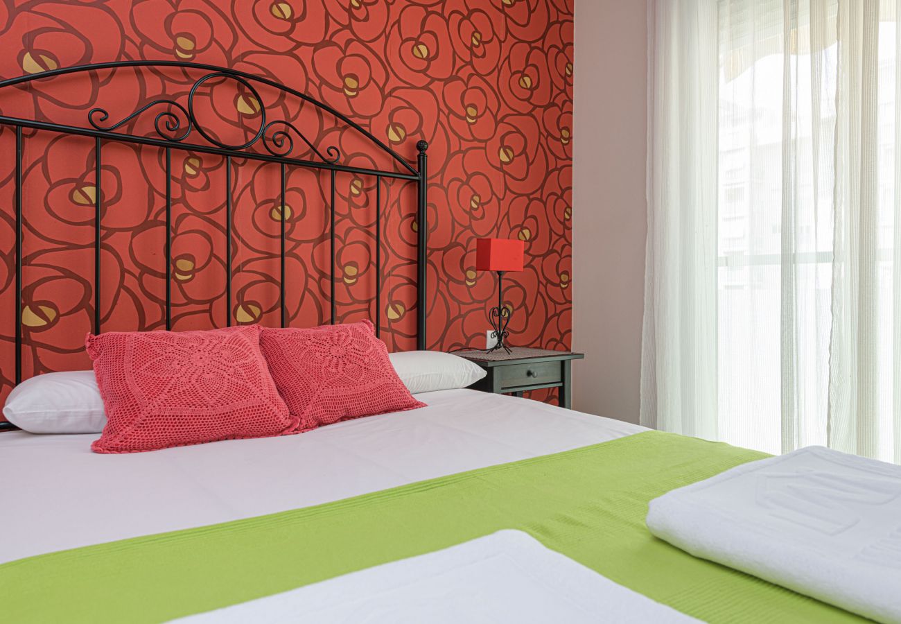 Apartamento en Rincón de la Victoria - WintowinRentals 2ª línea de playa, Parking, Piscina