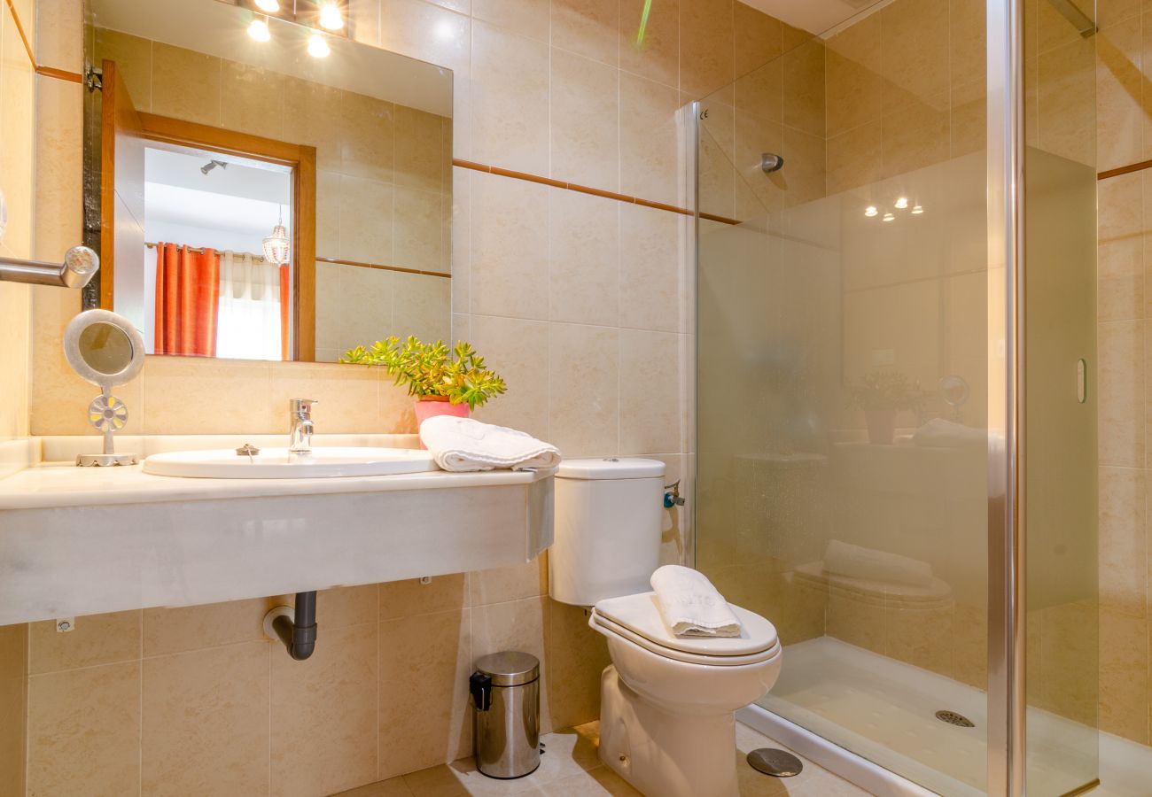 Apartamento en Rincón de la Victoria - WintowinRentals gran terraza, ubicación perfecta, playa y piscina