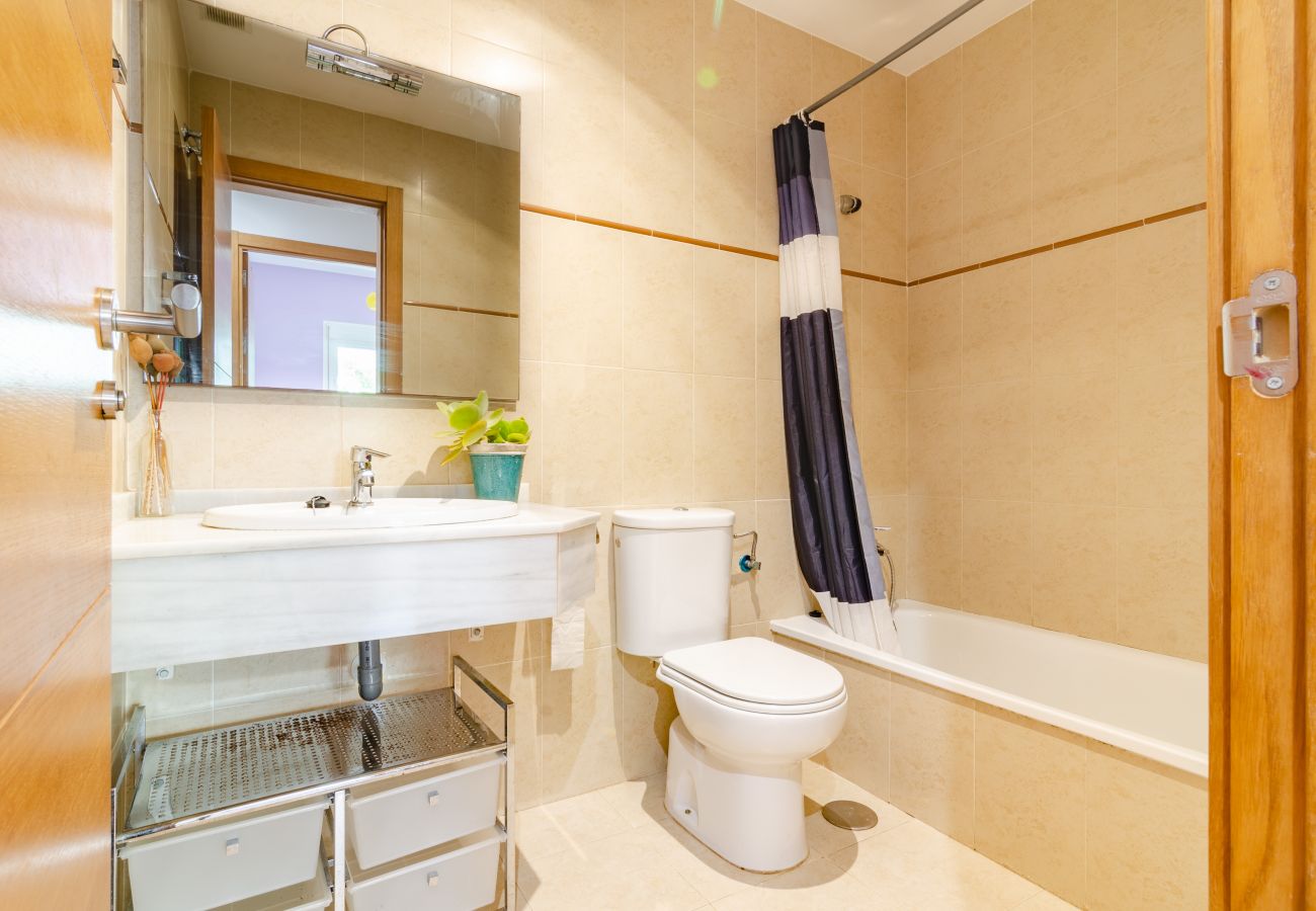 Apartamento en Rincón de la Victoria - WintowinRentals gran terraza, ubicación perfecta, playa y piscina