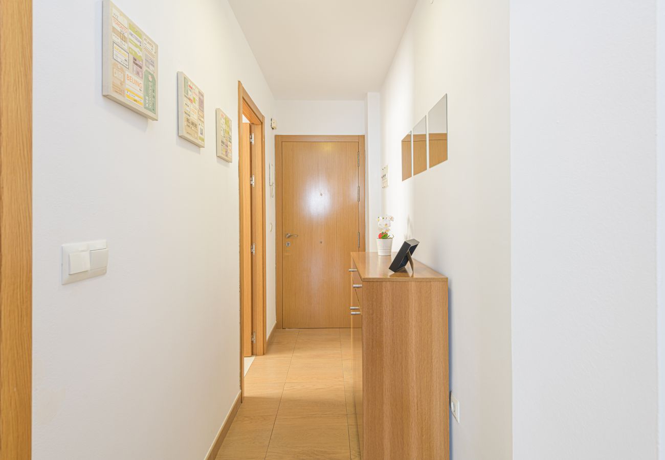 Apartamento en Torre de Benagalbon - WintowinRentals Estupendo Apartamento en 1º Línea de Playa