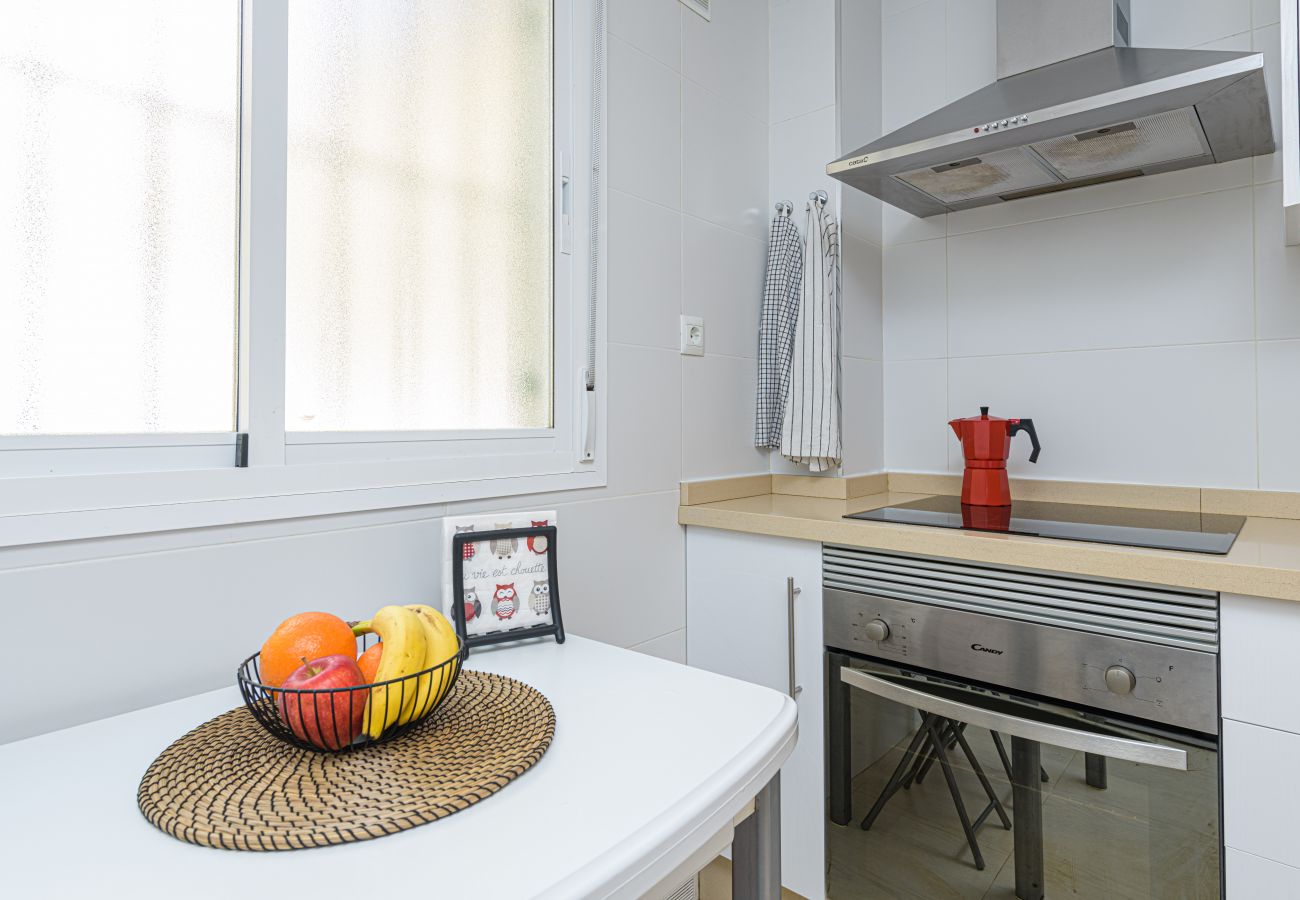 Apartamento en Torre de Benagalbon - WintowinRentals Estupendo Apartamento en 1º Línea de Playa