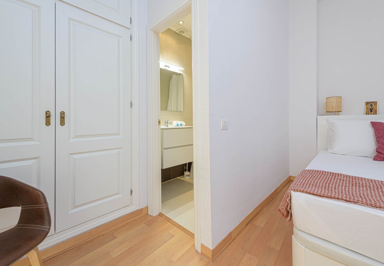 Apartamento en Málaga - WintowinRentals Céntrico, Elegante y Silencioso