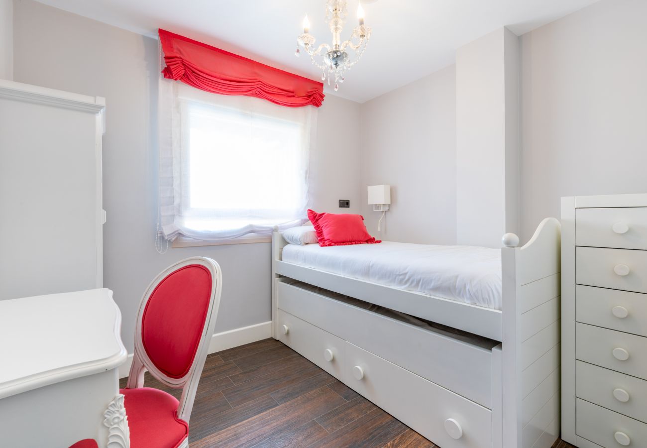 Apartamento en Rincón de la Victoria - WintowinRentals  Increíble Piso en Posada del Mar