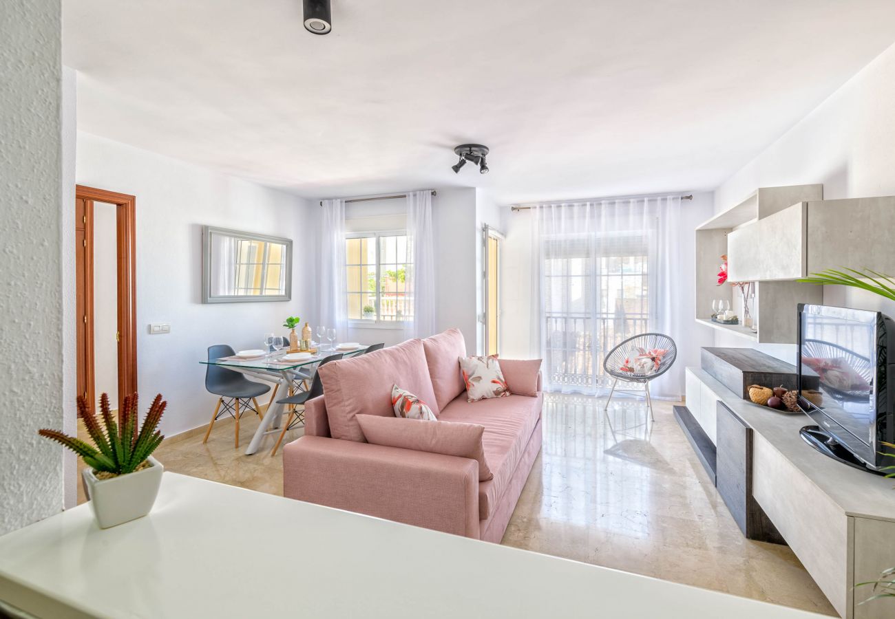 Apartamento en Málaga - WintoWinRentals - La Estancia FREE PARKING.