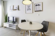 Estudio en Málaga - WintowinRentals - Estudio Héroes de Sostoa 156