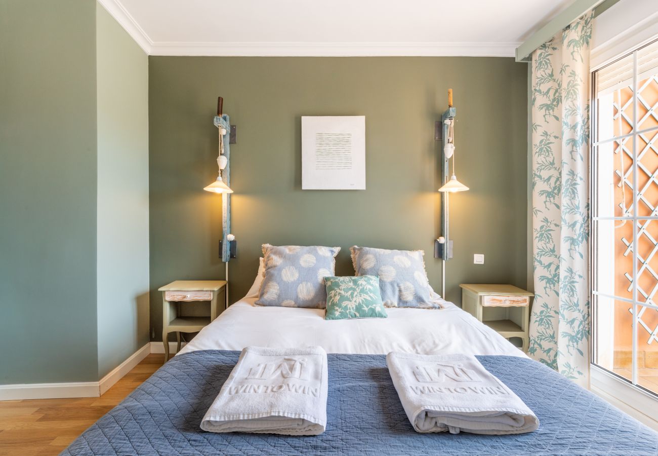 Apartamento en Rincón de la Victoria - WintoWinRentals -  GRAN ATICO CON VISTAS AL MAR.