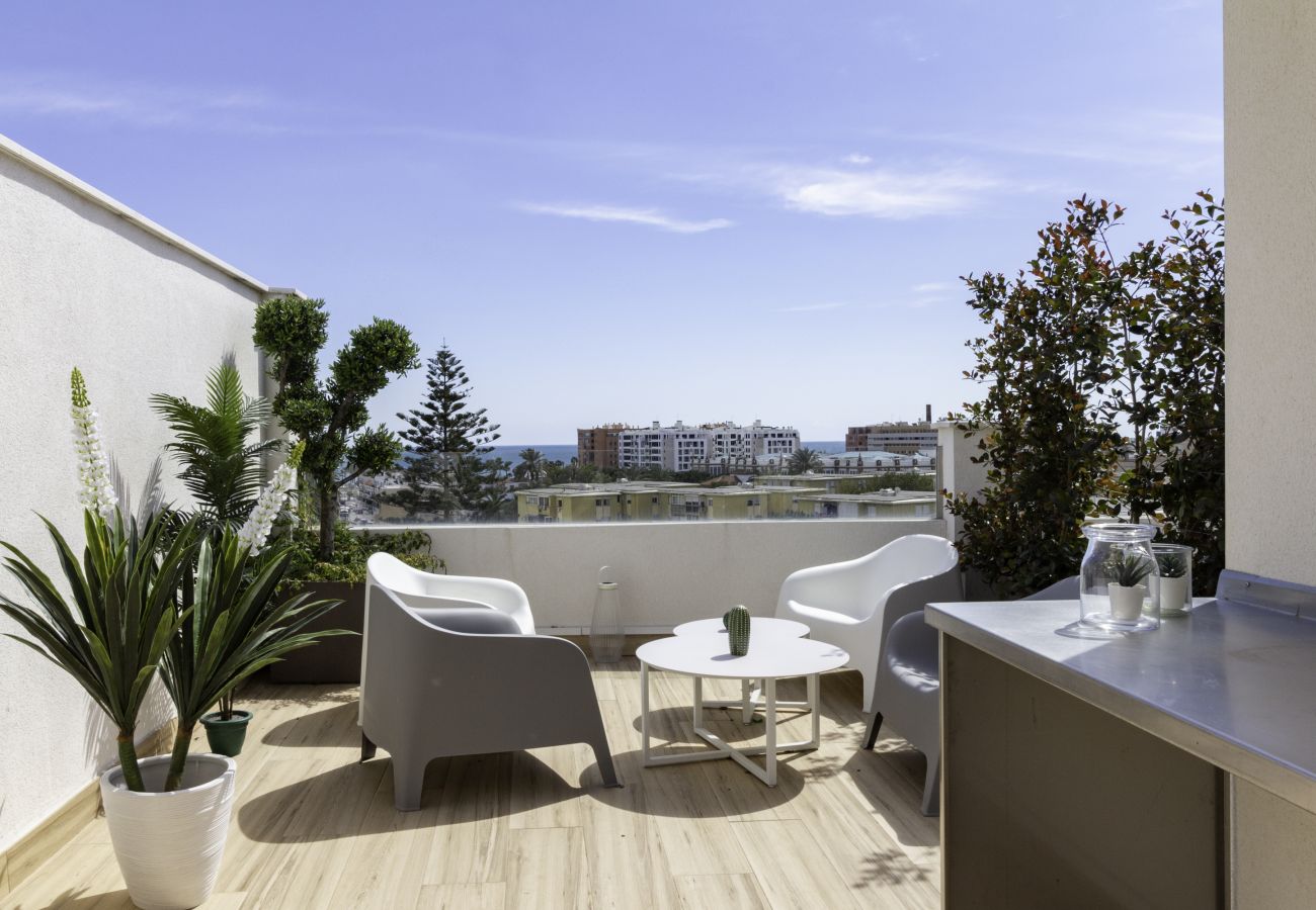 Apartamento en Málaga - WintoWinRentals - Atico luxury con vistas al mar.