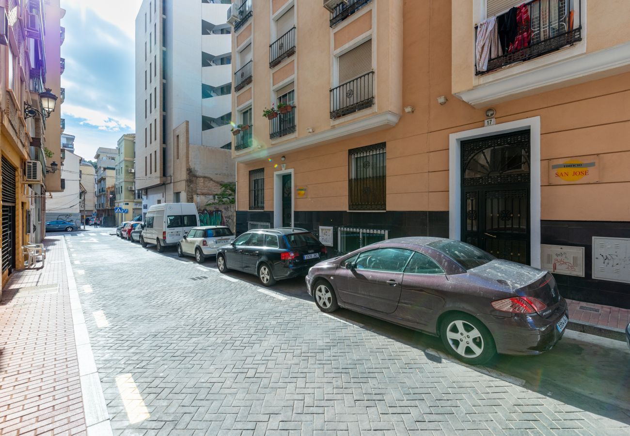 Apartamento en Málaga - WintowinRentals - Fabulosa ubicación, Comfort y WIFI Apartamento en Málaga - WintowinRentals - Fabulosa ubicación, Comfort y WIFI