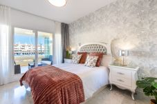 Apartamento en Benalmádena - WintowinRentals Apartamento de lujo en medio de Puerto Marina.
