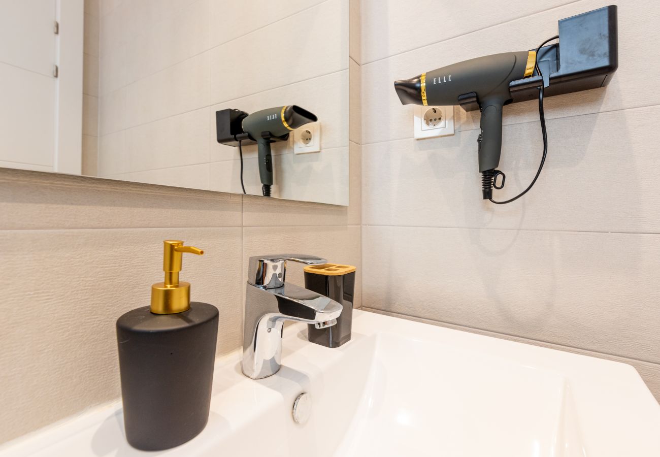 Apartamento en Torremolinos - WintowinRentals Whitestones Amazing Apartment