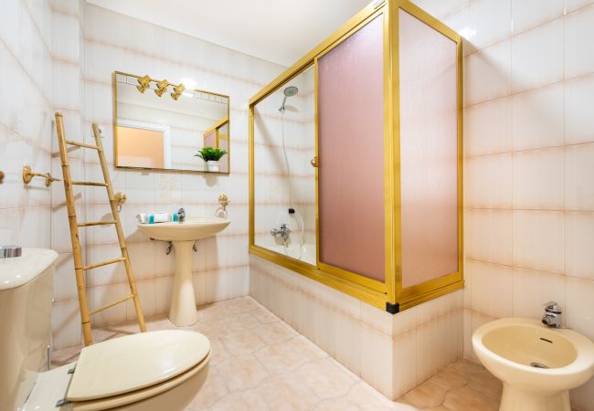 Apartamento en Málaga - Your Home Steps from the Center Apartamento en Málaga - Your Home Steps from the Center