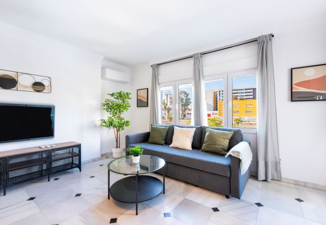 Apartamento en Málaga - Your Home Steps from the Center Apartamento en Málaga - Your Home Steps from the Center
