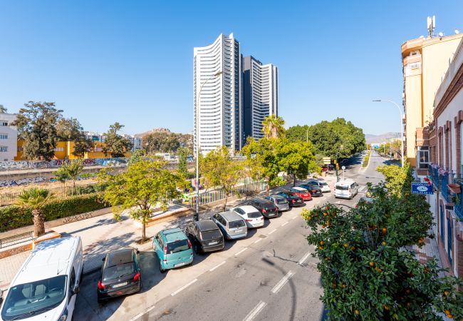 Apartamento en Málaga - Your Home Steps from the Center Apartamento en Málaga - Your Home Steps from the Center