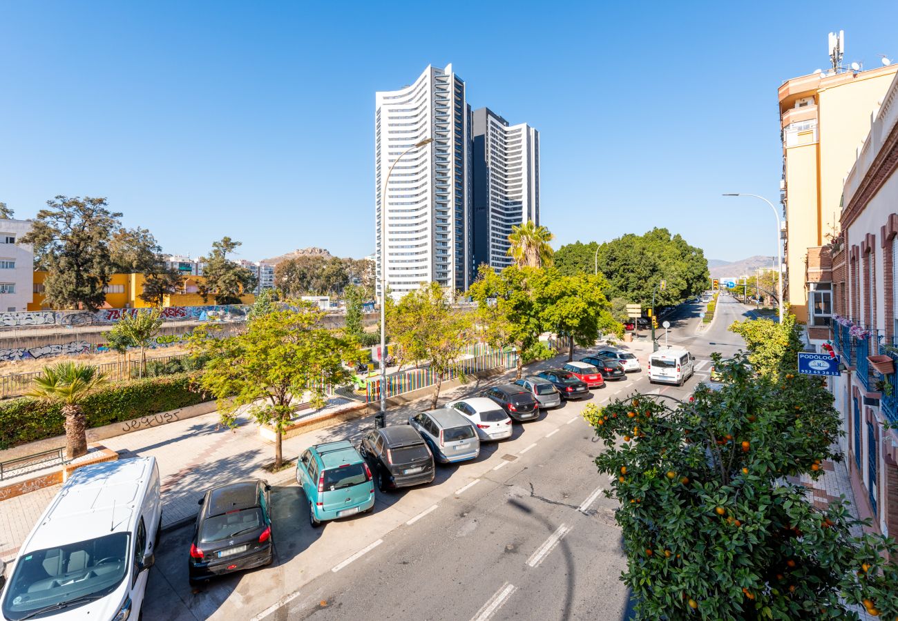 Apartamento en Málaga - Your Home Steps from the Center Apartamento en Málaga - Your Home Steps from the Center