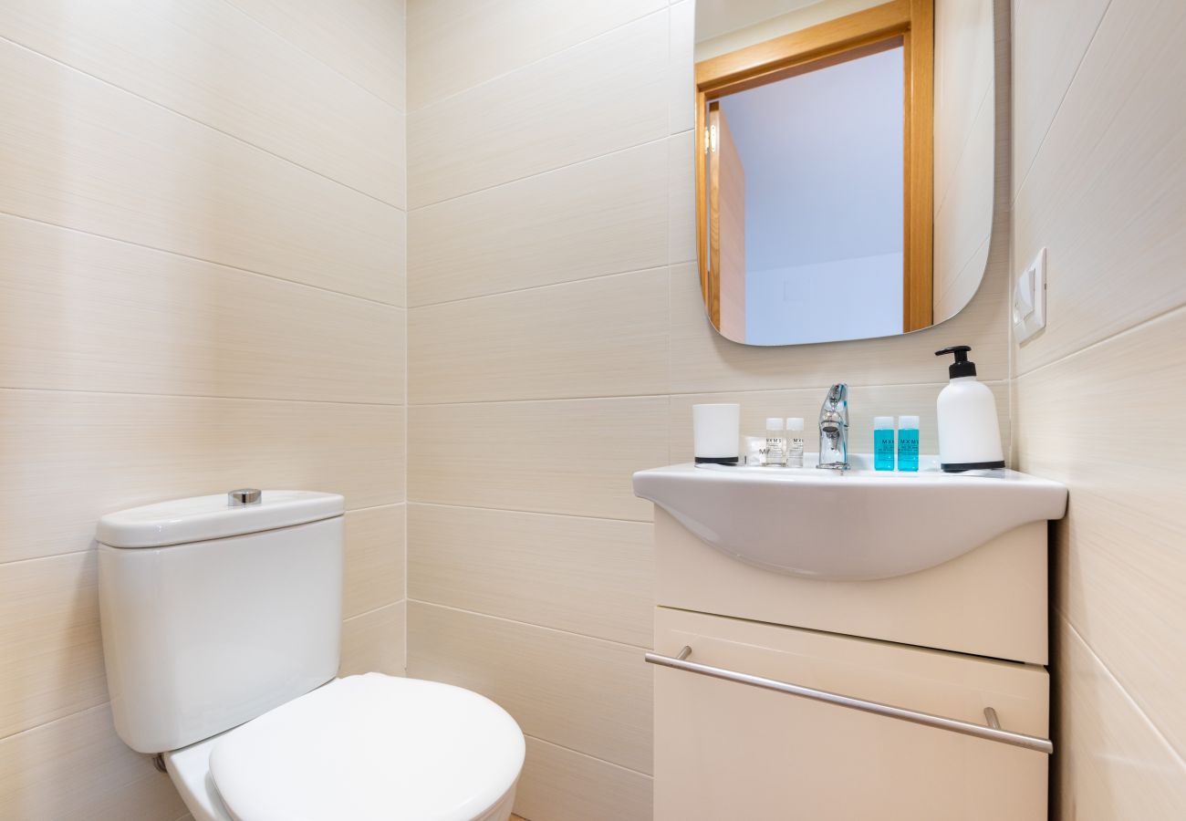 Casa adosada en Málaga - WintowinRentals Huelin House Terraza Chill out 2