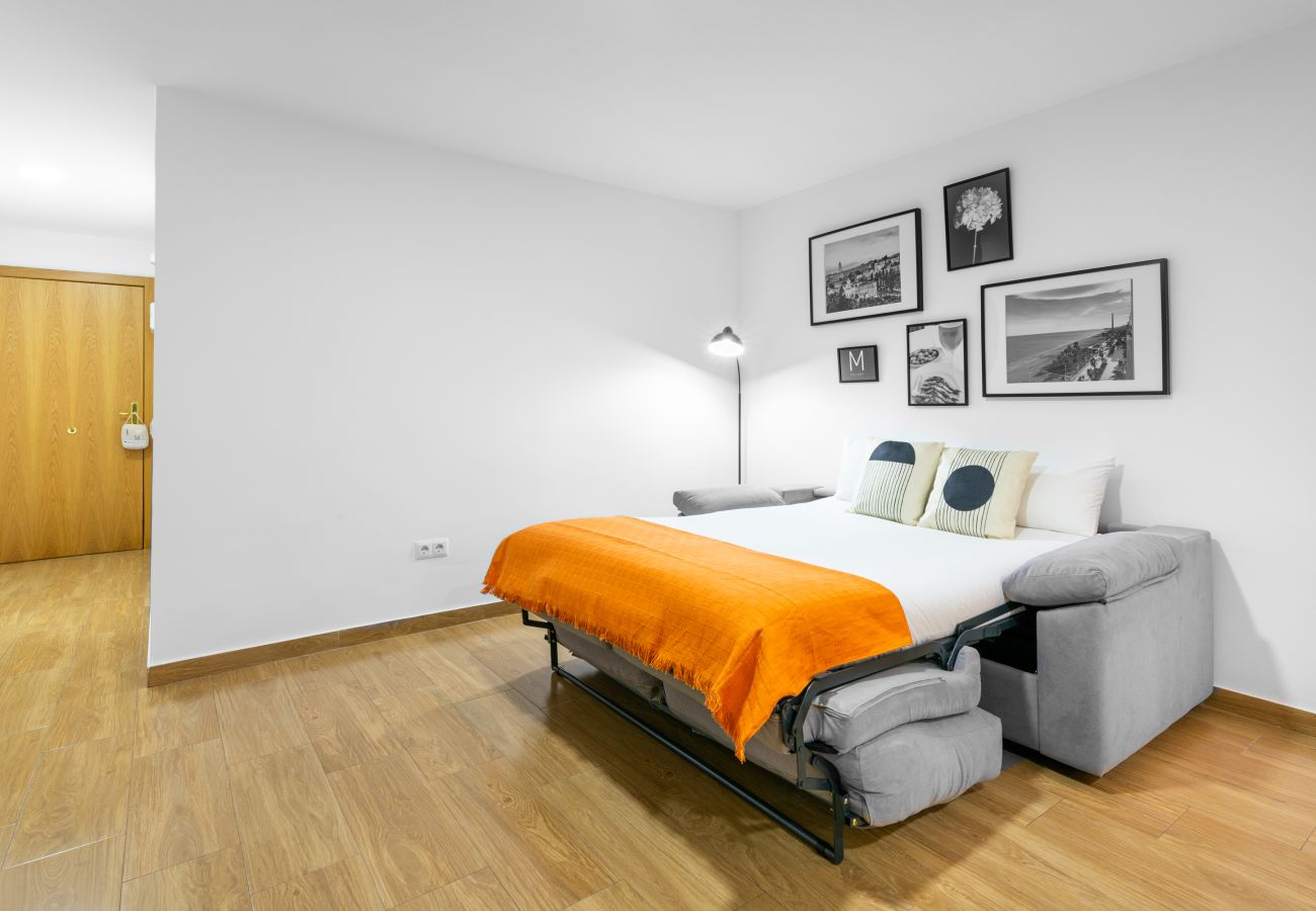 Casa adosada en Málaga - WintowinRentals Huelin House Terraza Chill out 2