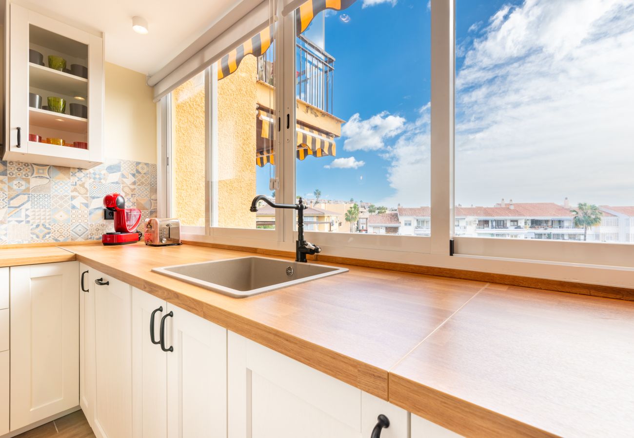 Apartamento en Rincón de la Victoria - WintowinRentals Apartamento De ensueño al lado de la playa.