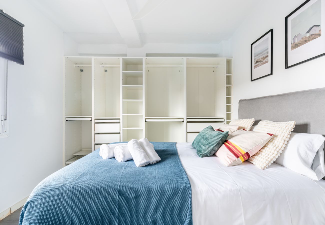 Apartamento en Málaga - WintowinRentals Bien Situado, Completo y Acogedor Apartamento en Málaga
