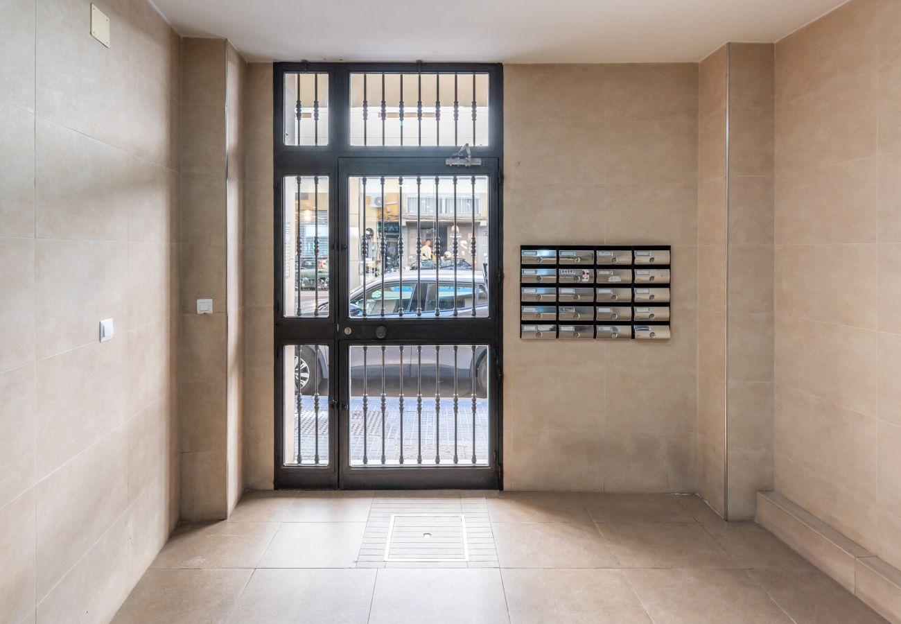 Apartamento en Málaga - WintowinRentals Bien Situado, Completo y Acogedor Apartamento en Málaga