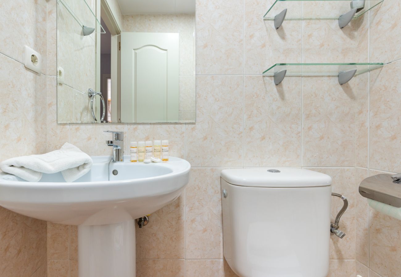 Apartamento en La Cala del Moral - WintowinRentals Ubicación perfecta, Parking Gratis, Piscina, Cala del Moral