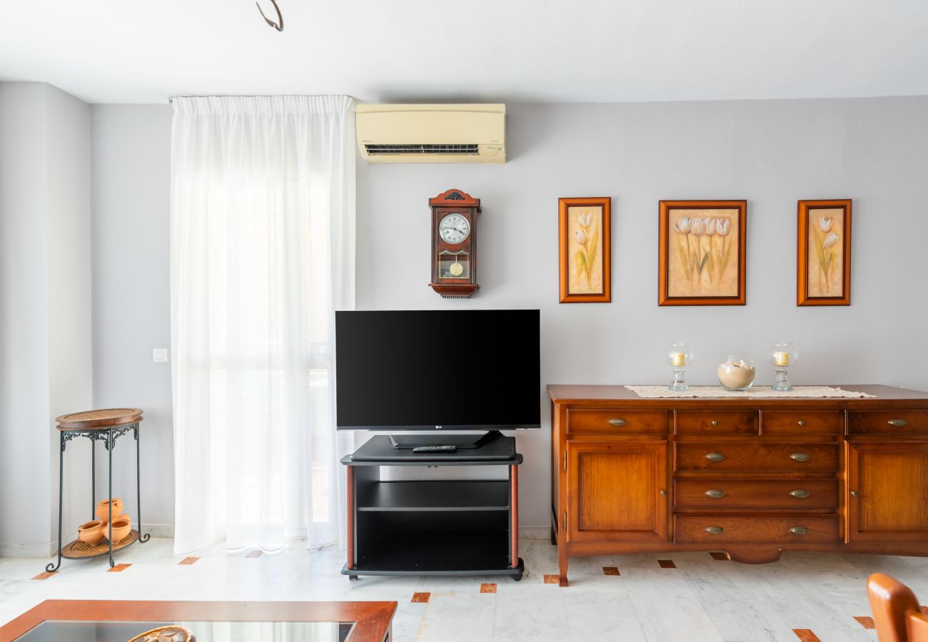 Apartamento en La Cala del Moral - WintowinRentals Ubicación perfecta, Parking Gratis, Piscina, Cala del Moral